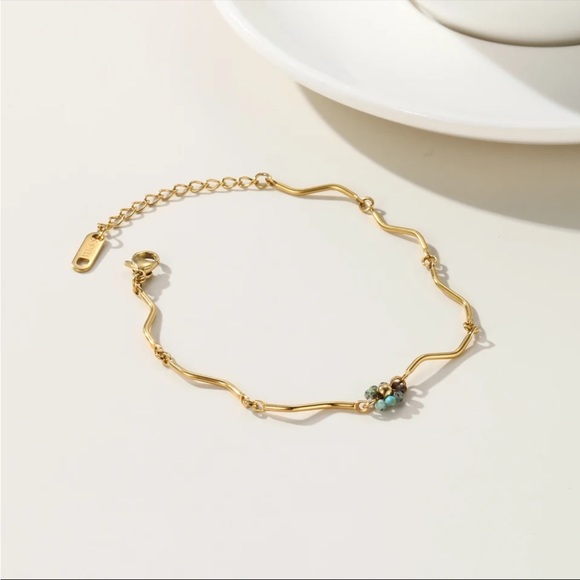 18K Plated Stainless Steel Bracelet - Picture 4 of 6